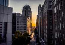 Bricktown a Oklahoma City: cosa vedere, cosa fare e itinerario a piedi