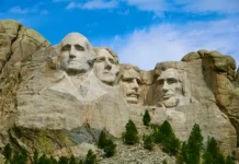 Rapid City in 3 giorni: itinerario tra Black Hills, Badlands e Mount Rushmore